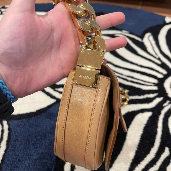 Burberry small Olympia leather shoulder bag with chain shoulder strap - Picture 7 of 10